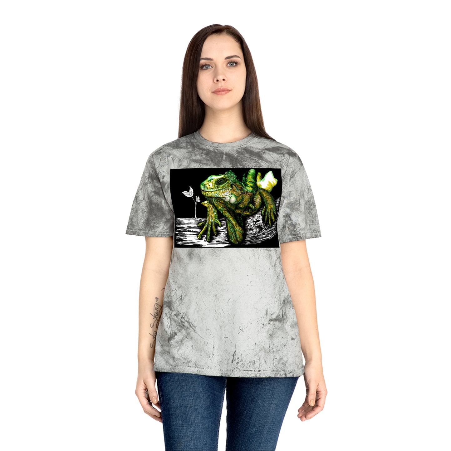Iguana Unisex Color Blast T-Shirt - Vibrant Nature-Inspired