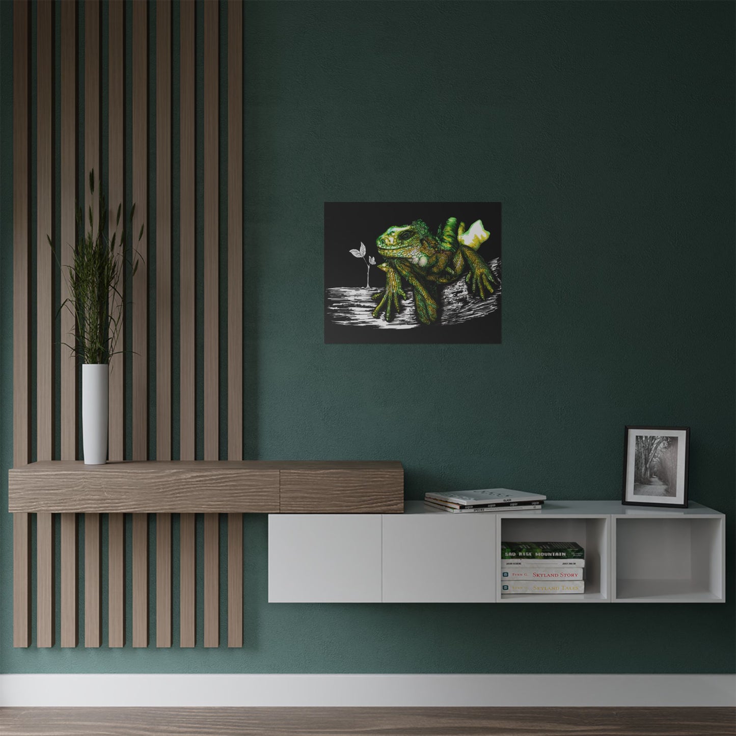 Vibrant Lizard Satin Poster - Stunning 300gsm Wall Art for Nature Lovers