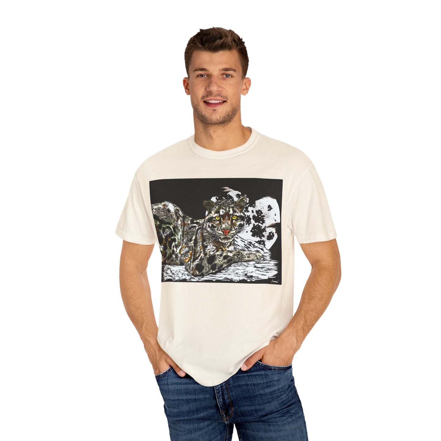 Wild Cat Art T-shirt for Animal Lovers
