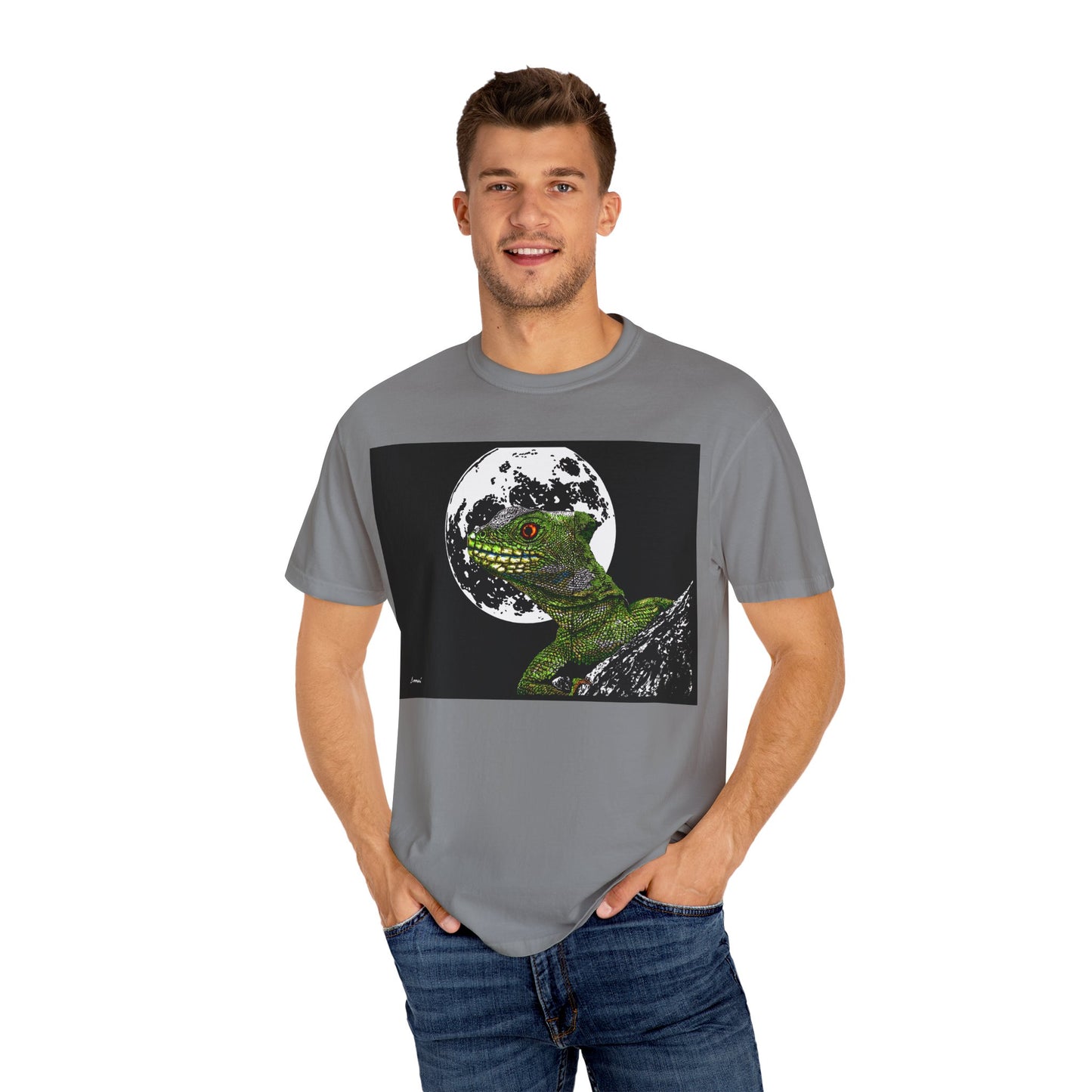 Moonlit Gecko Graphic Unisex T-Shirt