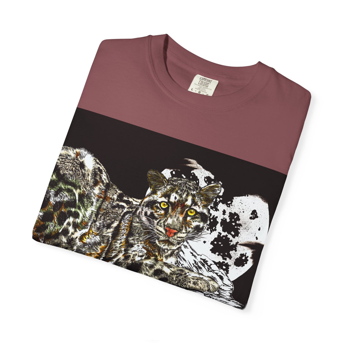 Wild Cat Art T-shirt for Animal Lovers