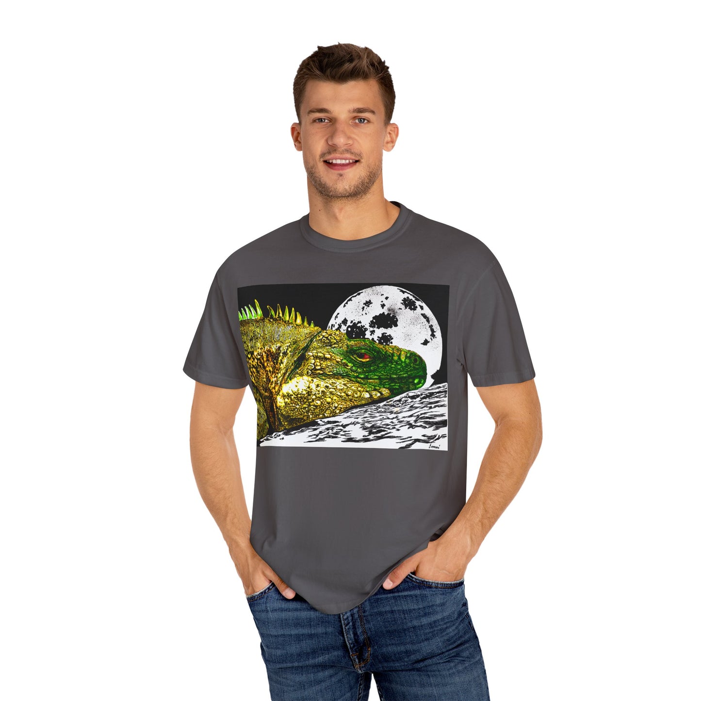 Graphic Iguana Moon Unisex T-Shirt - Nature Inspired Tee