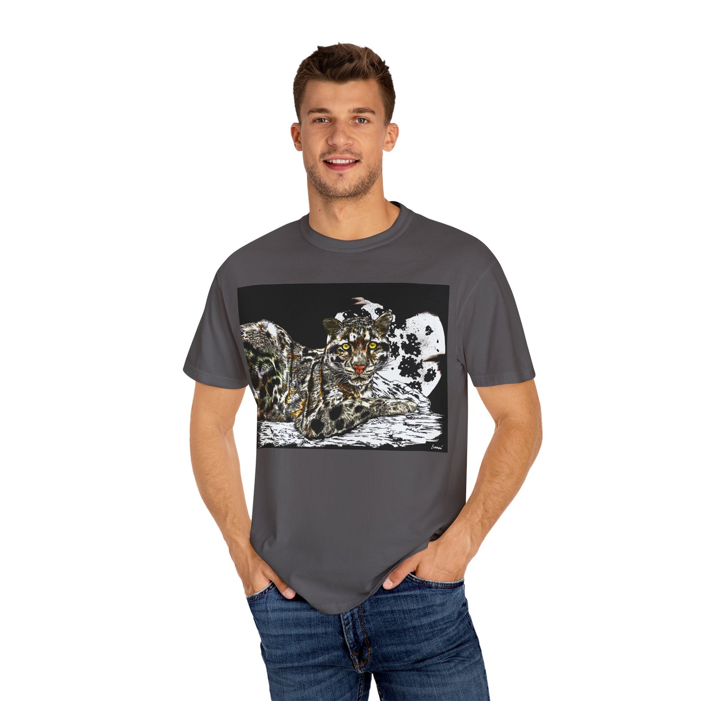 Wild Cat Art T-shirt for Animal Lovers