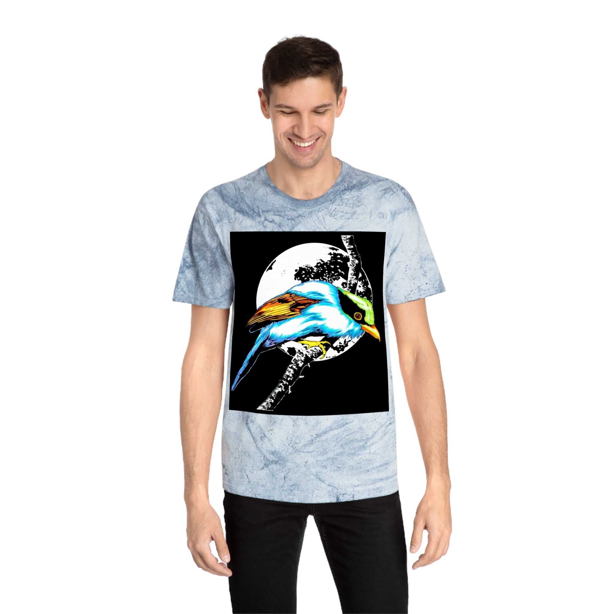 T Shirt with Vibrant Bird Design Perfect for Nature Lovers