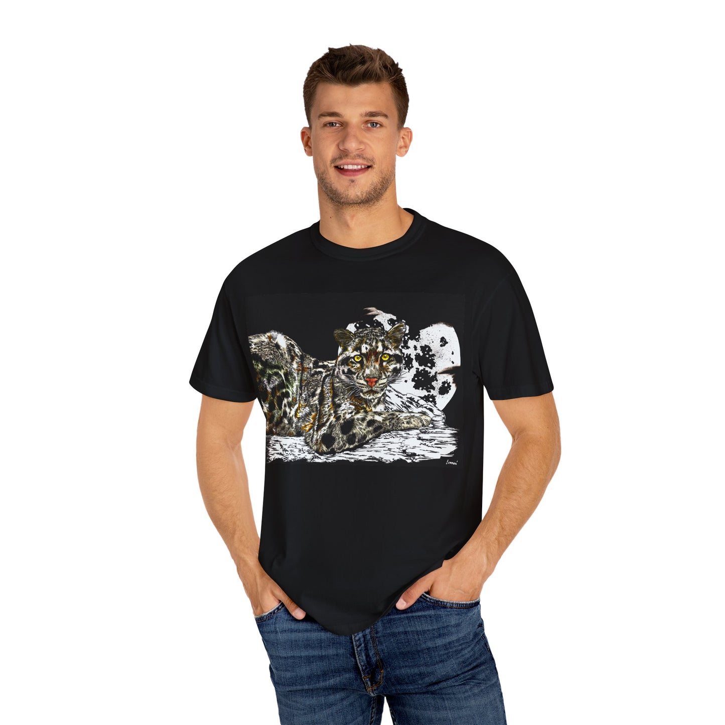 Wild Cat Art T-shirt for Animal Lovers