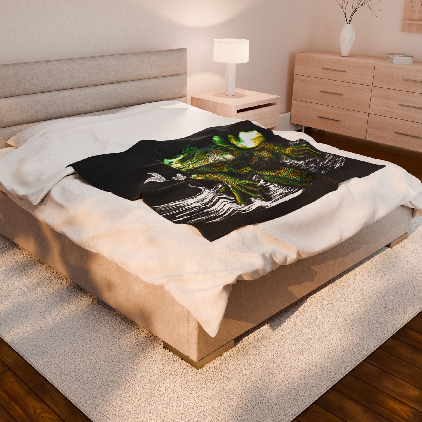 Lizard Design Cozy Velveteen Plush Blanket for Nature Lovers