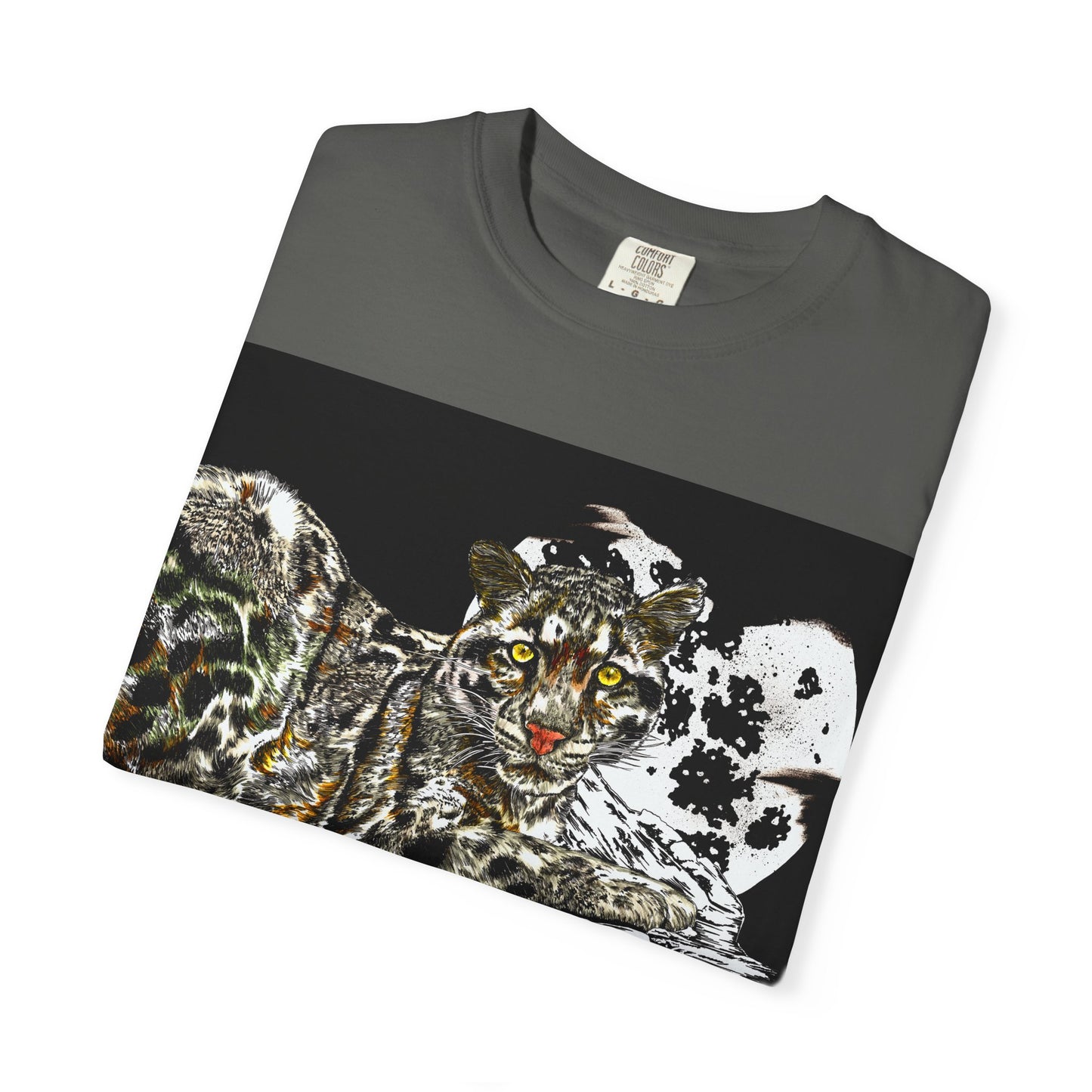 Wild Cat Art T-shirt for Animal Lovers