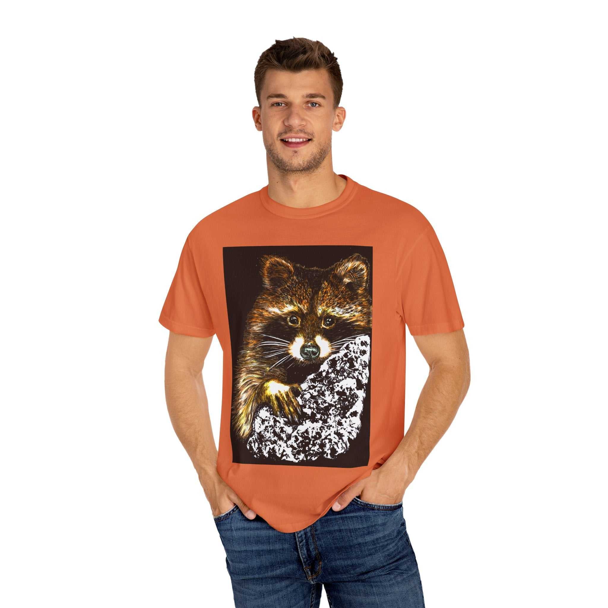 Enhance your style with our Vintage Raccoon Graphic Unisex T-shirt - Nature Lover Gift. Perfect for those who appreciate nature's beauty.