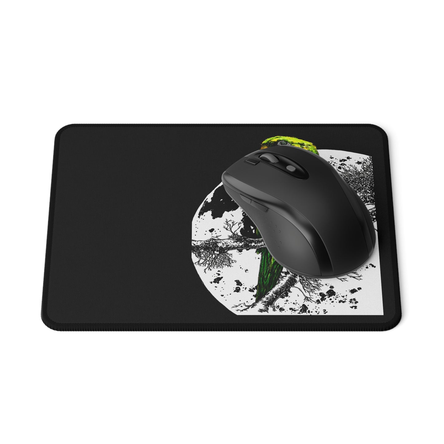 Vibrant Parrot Non-Slip Gaming Mouse Pad - Perfect for Gamers & Nature Lovers