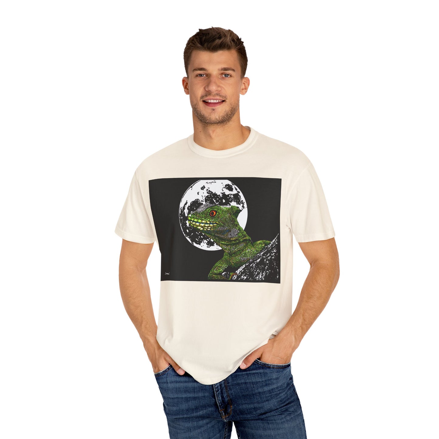 Moonlit Gecko Graphic Unisex T-Shirt