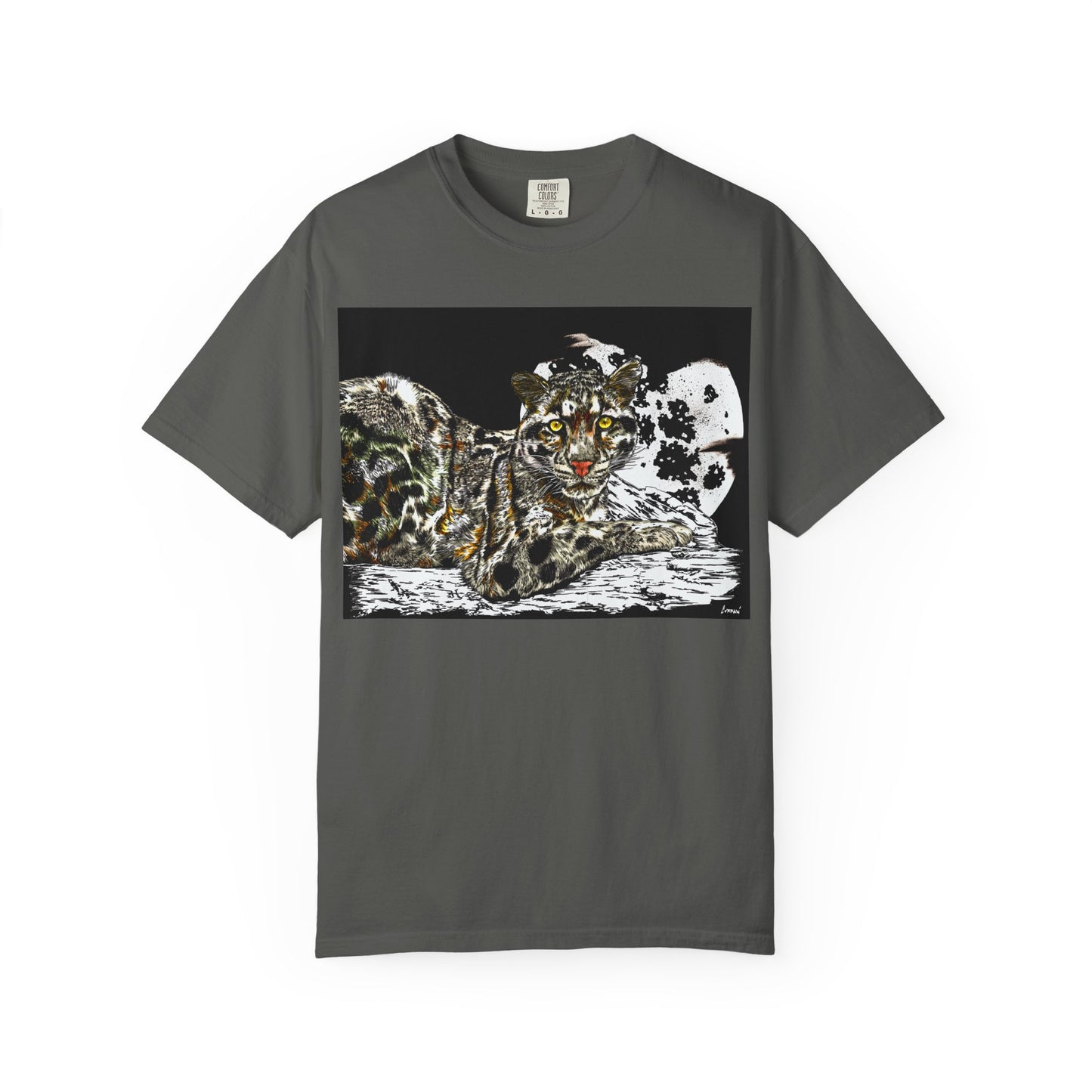 Wild Cat Art T-shirt for Animal Lovers