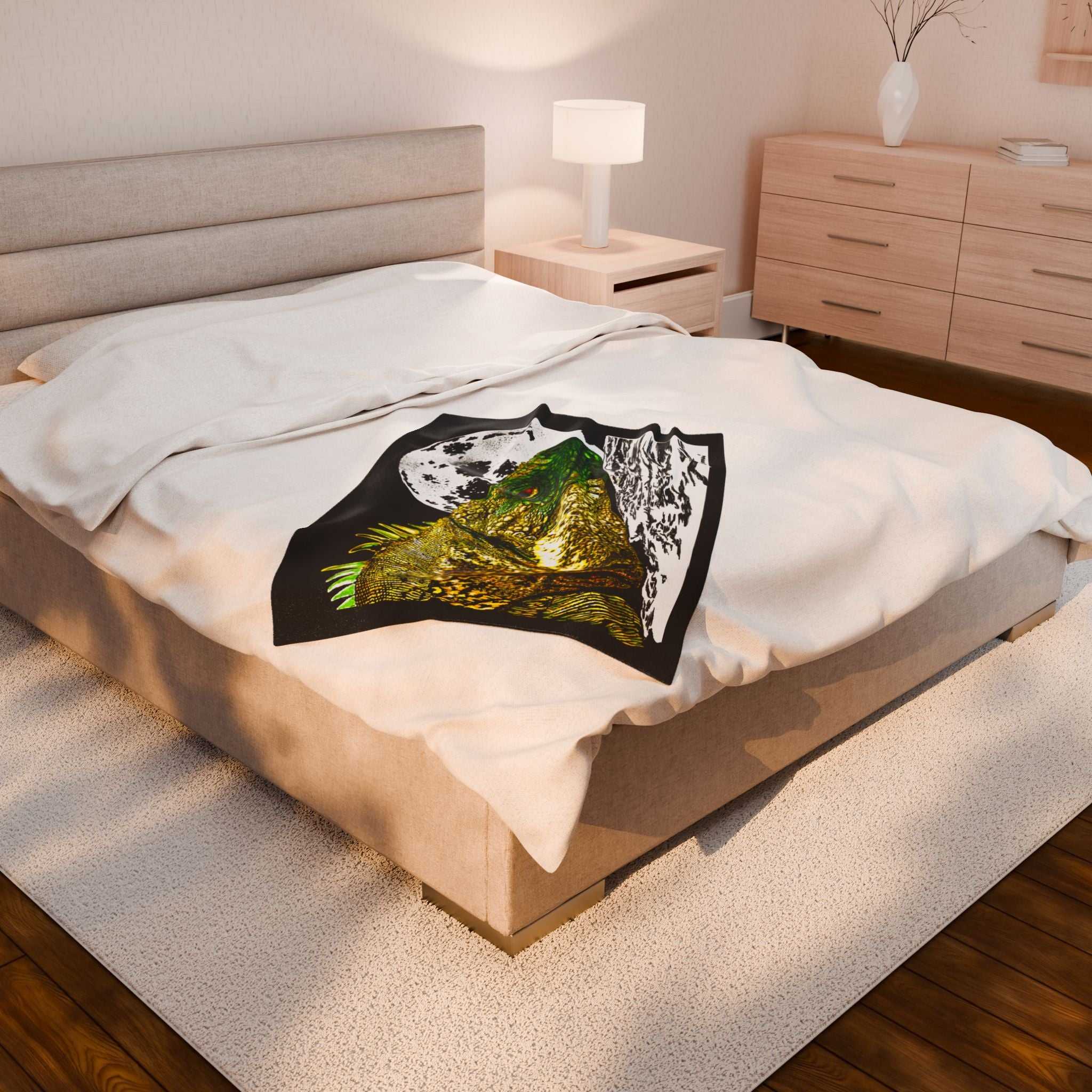 Reptile Moon Velveteen Plush Blanket Cozy Wildlife Decor