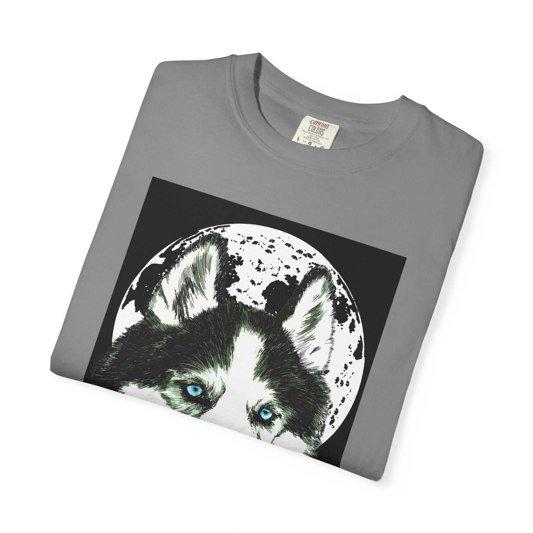 Discover the perfect blend of style and comfort with our Siberian Husky Unisex Garment-Dyed T-Shirt. Shop now for a look that stands out!