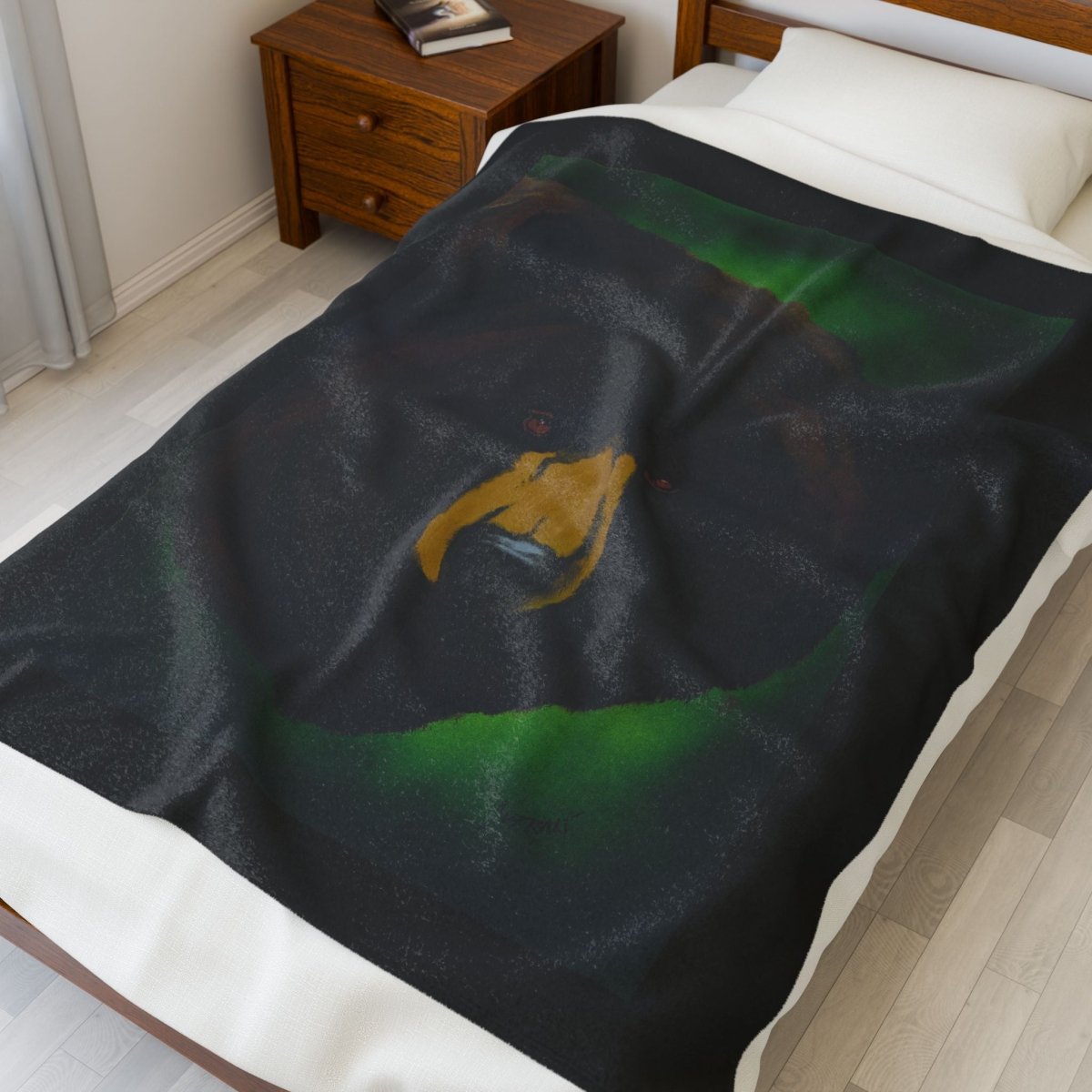 Cozy Brown Bear Themed Velveteen Plush Blanket - Perfect for Nature Lovers - Curran Artworks