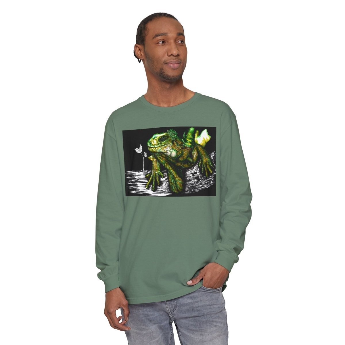 Iguana Eco - Friendly Long Sleeve T-Shirt for Nature Lovers - Curran Artworks