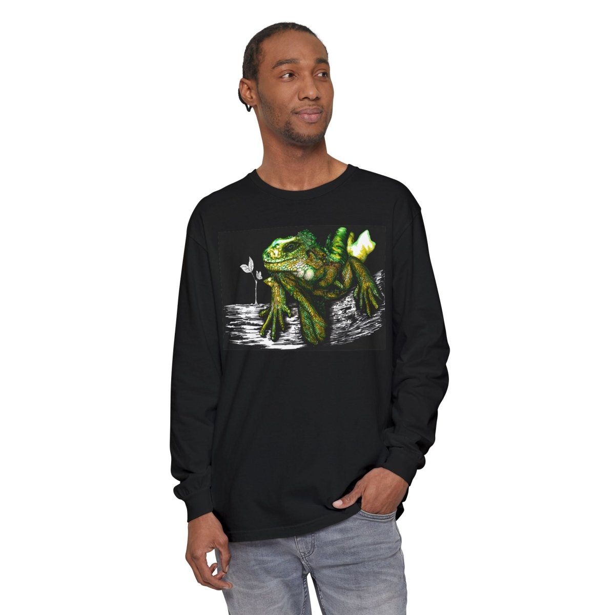 Iguana Eco - Friendly Long Sleeve T-Shirt for Nature Lovers - Curran Artworks