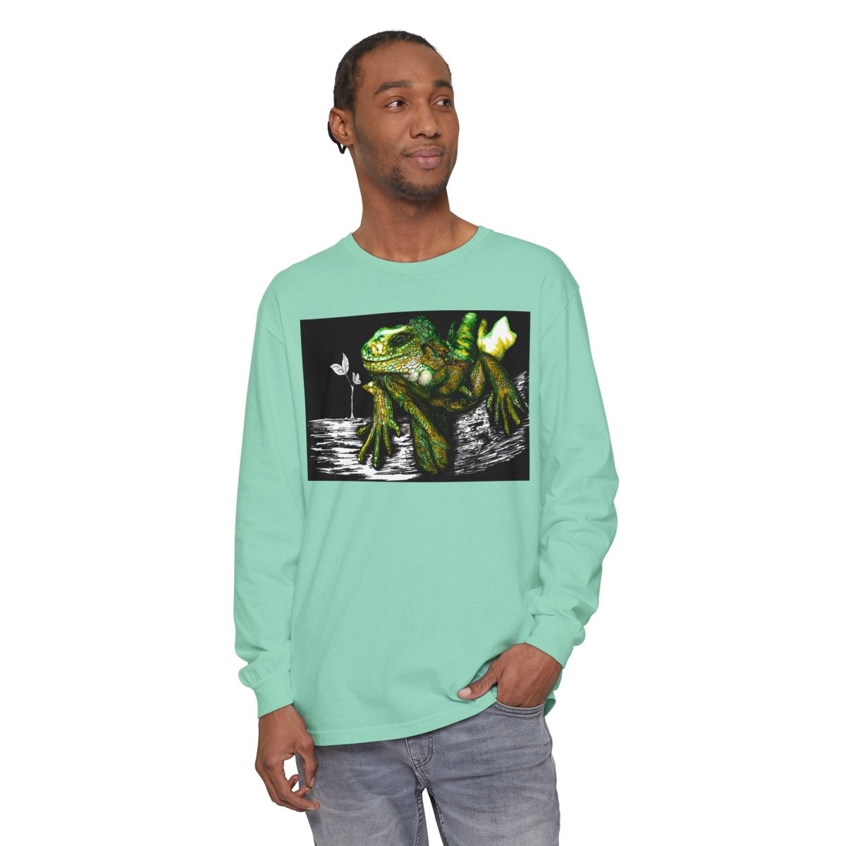 Iguana Eco - Friendly Long Sleeve T-Shirt for Nature Lovers - Curran Artworks