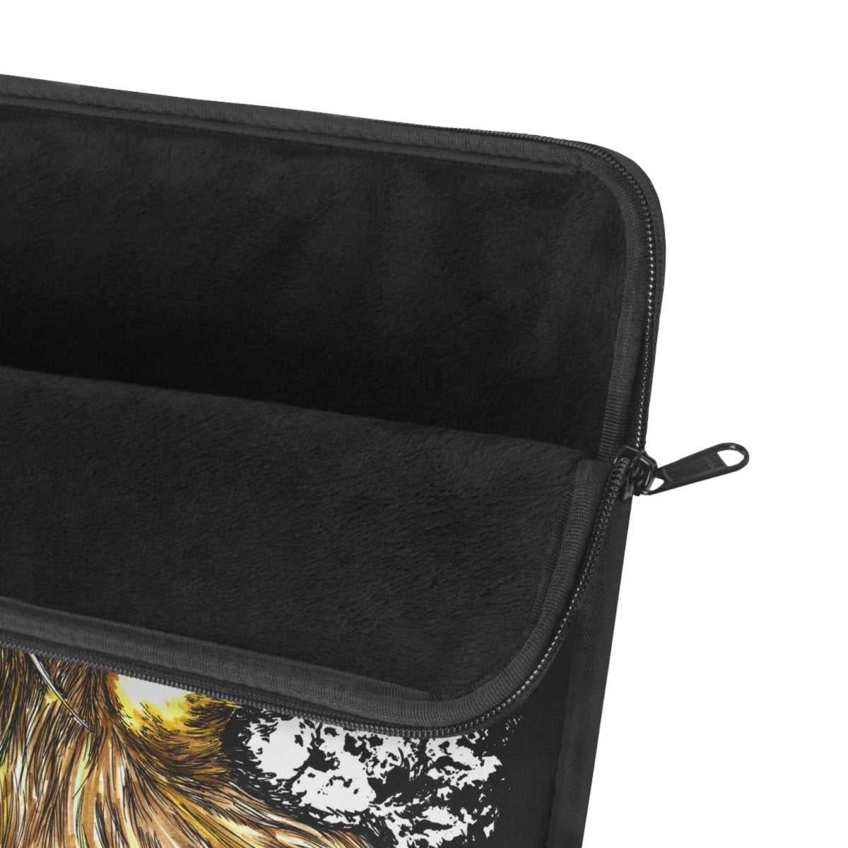 Raccoon Laptop Sleeve - Stylish & Protective Case for Animal Lovers - Curran Artworks