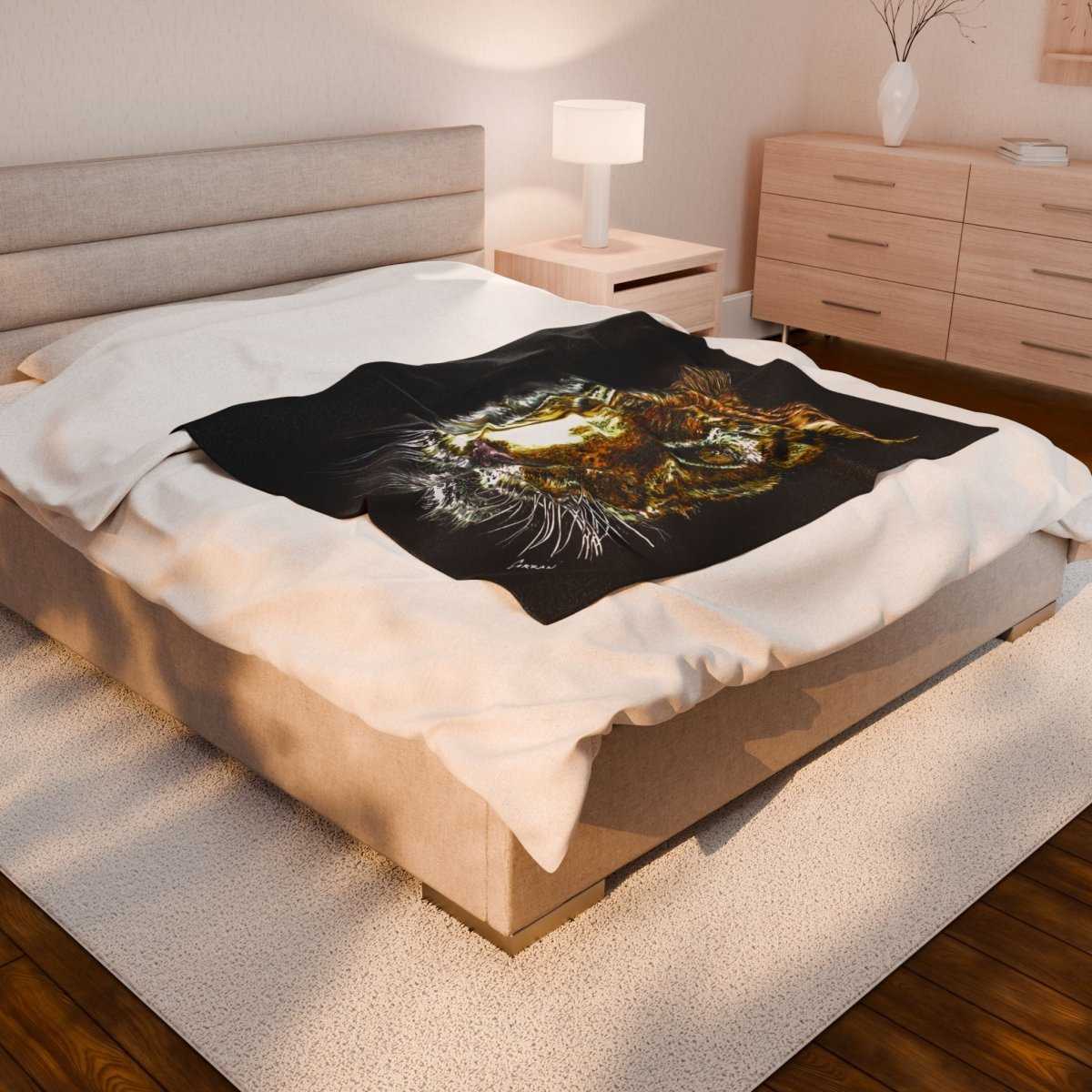 Wildlife Tiger Velveteen Plush Blanket – Cozy Art for Animal Lovers - Curran Artworks