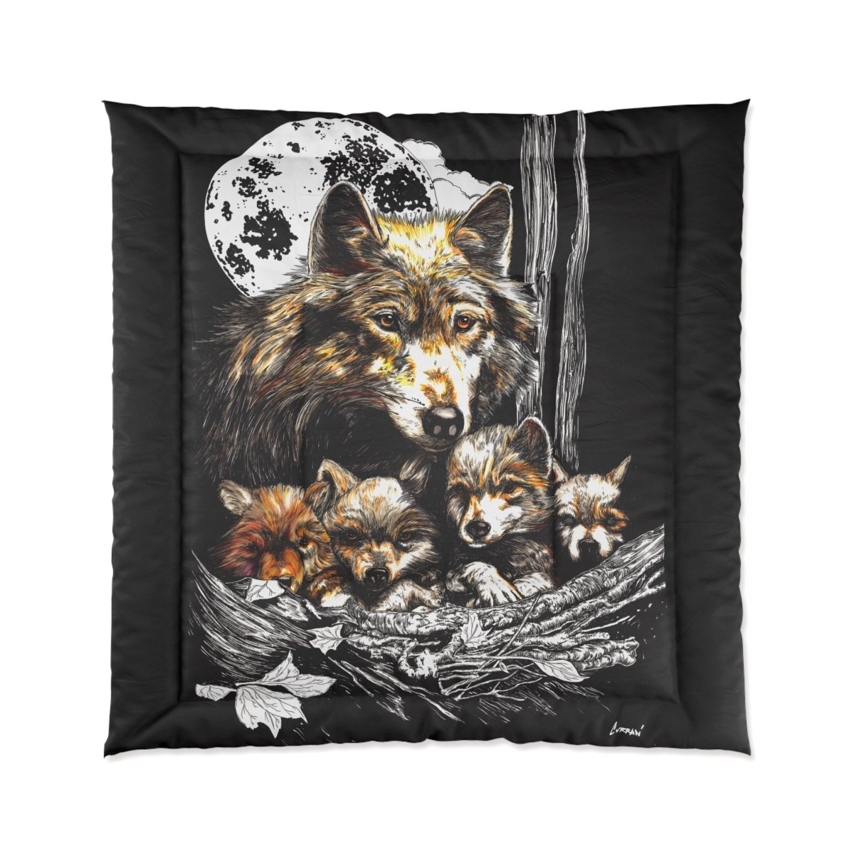 Wolf Family Comforter - Cozy Bedding for Nature Lovers - Curran Artworks