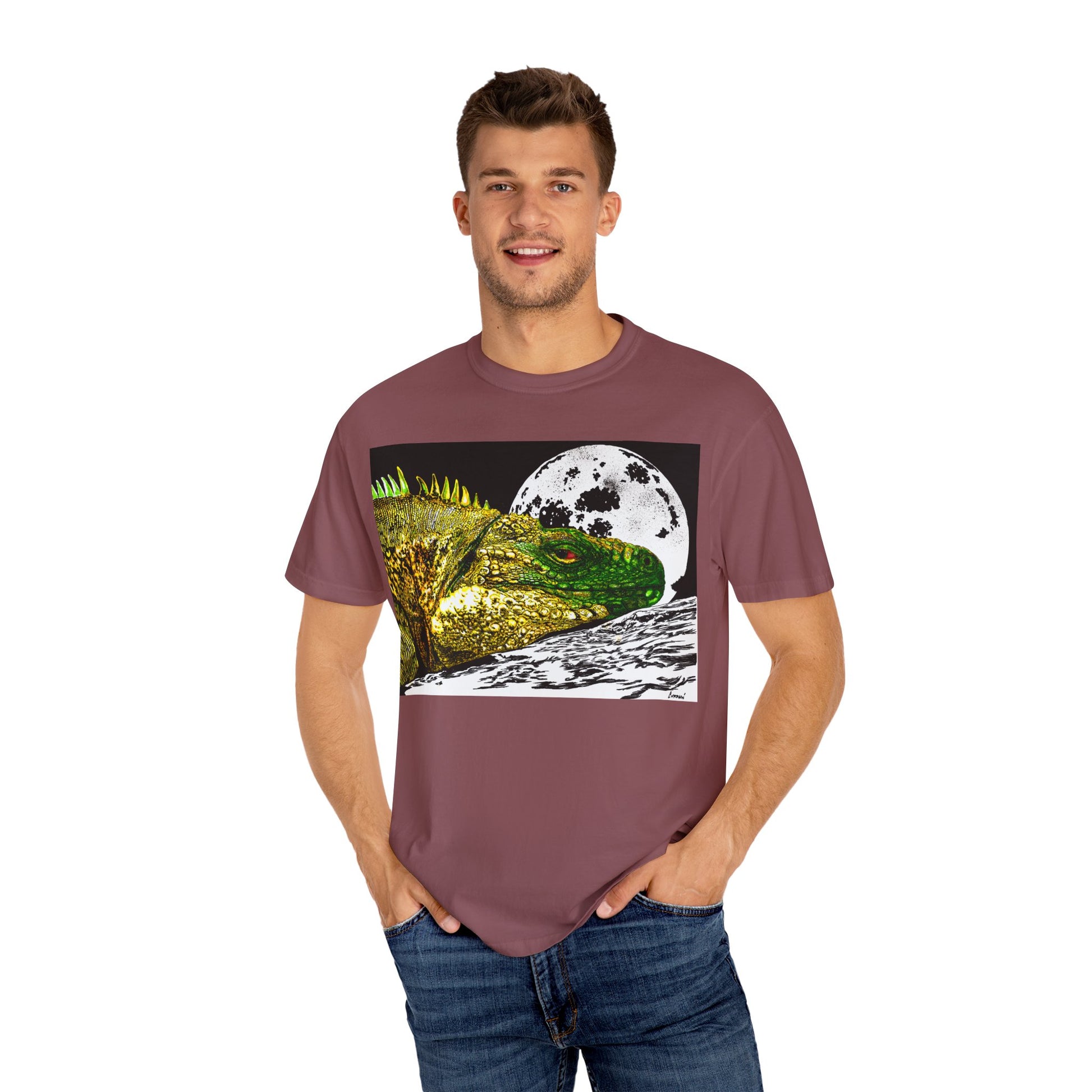 Graphic Iguana Moon Unisex T-Shirt - Nature Inspired Tee