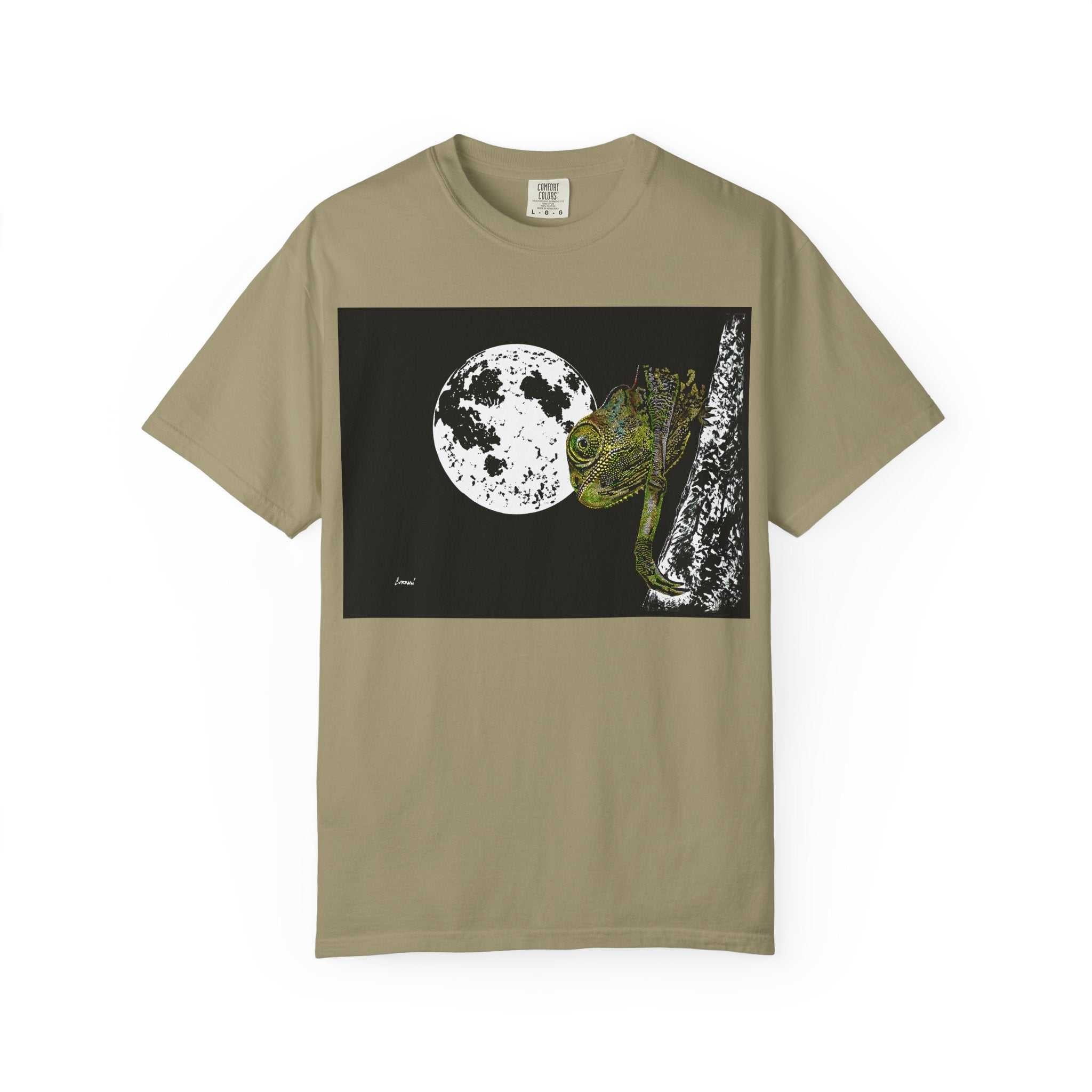 Chameleon Unisex T-Shirt - Nature-Inspired Art Tee