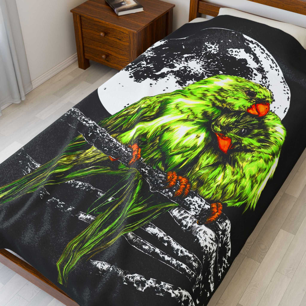 Beautiful Parrots Velveteen Plush Blanket for Nature Lovers