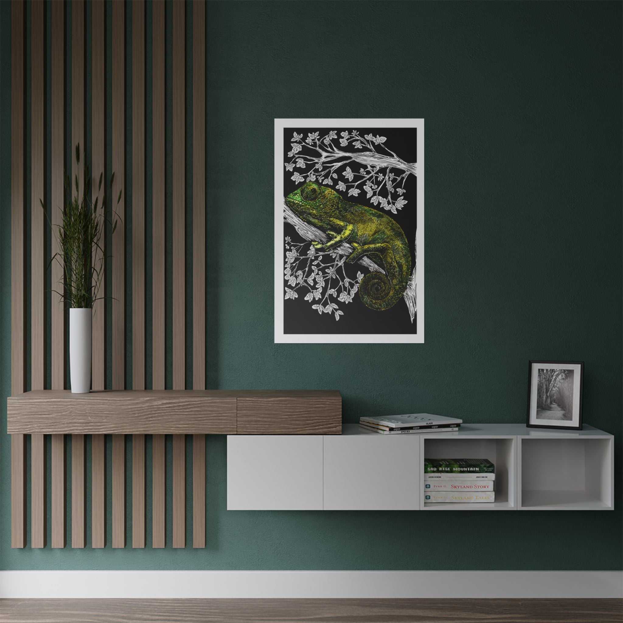 Transform your walls with our stunning Chameleon Satin Poster - 300gsm Wall Art for Nature Lovers. Elevate your space with vibrant colors!