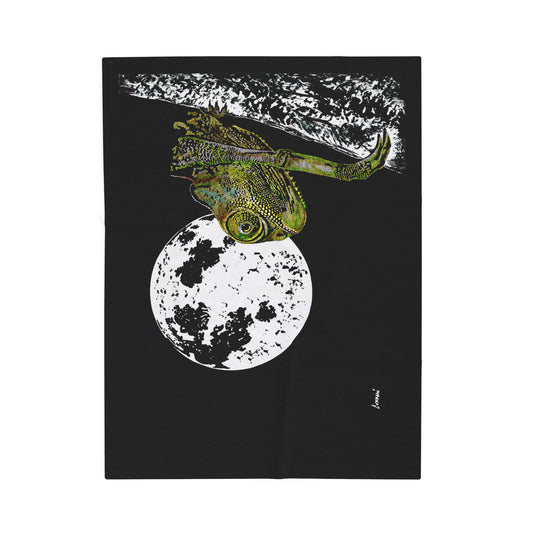 Chameleon Velvet Plush Blanket Cozy Artistic Design