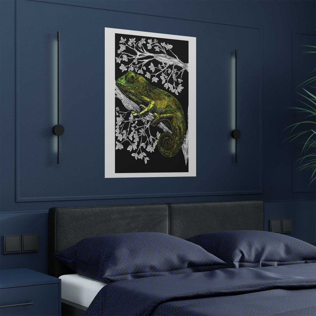 Transform your walls with our stunning Chameleon Satin Poster - 300gsm Wall Art for Nature Lovers. Elevate your space with vibrant colors!