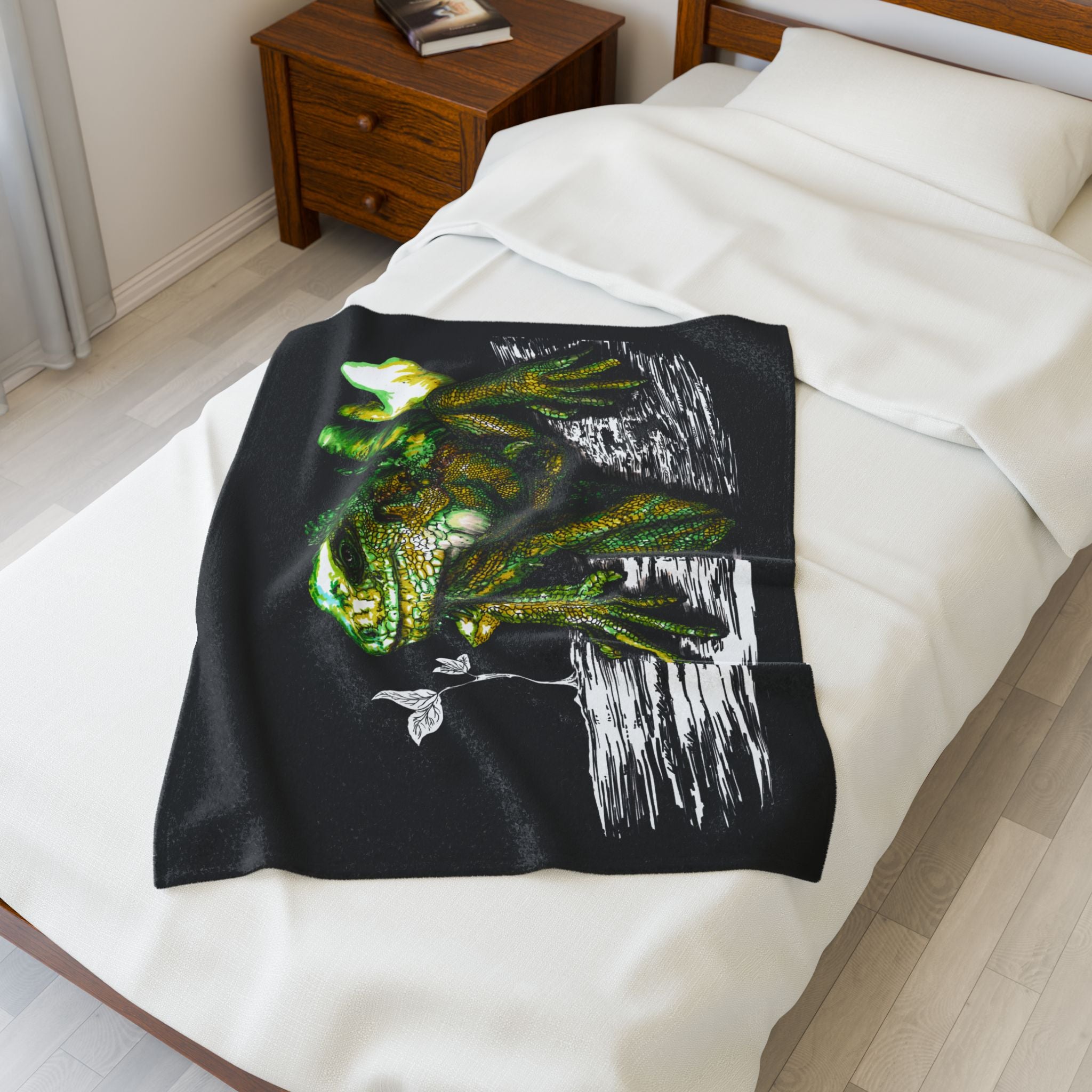 Lizard Design Cozy Velveteen Plush Blanket for Nature Lovers