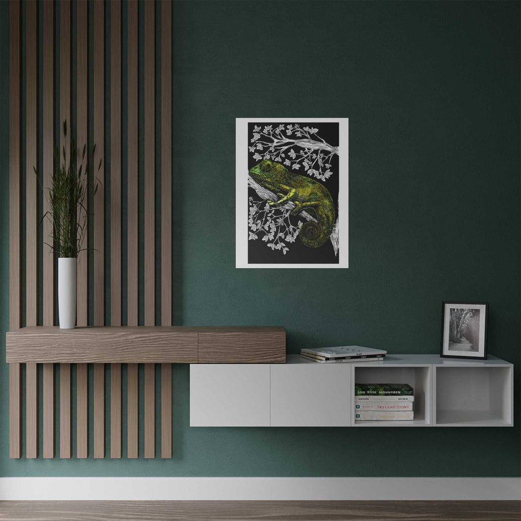 Transform your walls with our stunning Chameleon Satin Poster - 300gsm Wall Art for Nature Lovers. Elevate your space with vibrant colors!