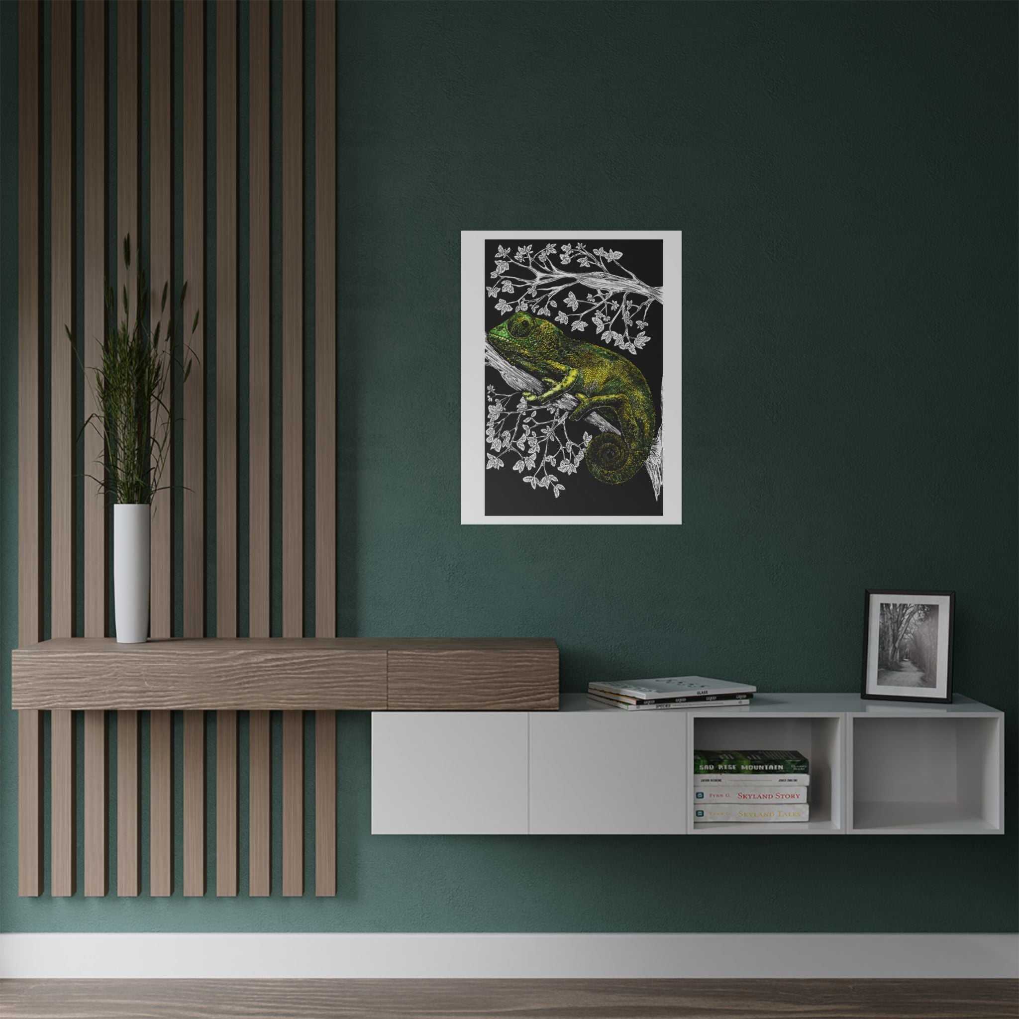 Transform your walls with our stunning Chameleon Satin Poster - 300gsm Wall Art for Nature Lovers. Elevate your space with vibrant colors!