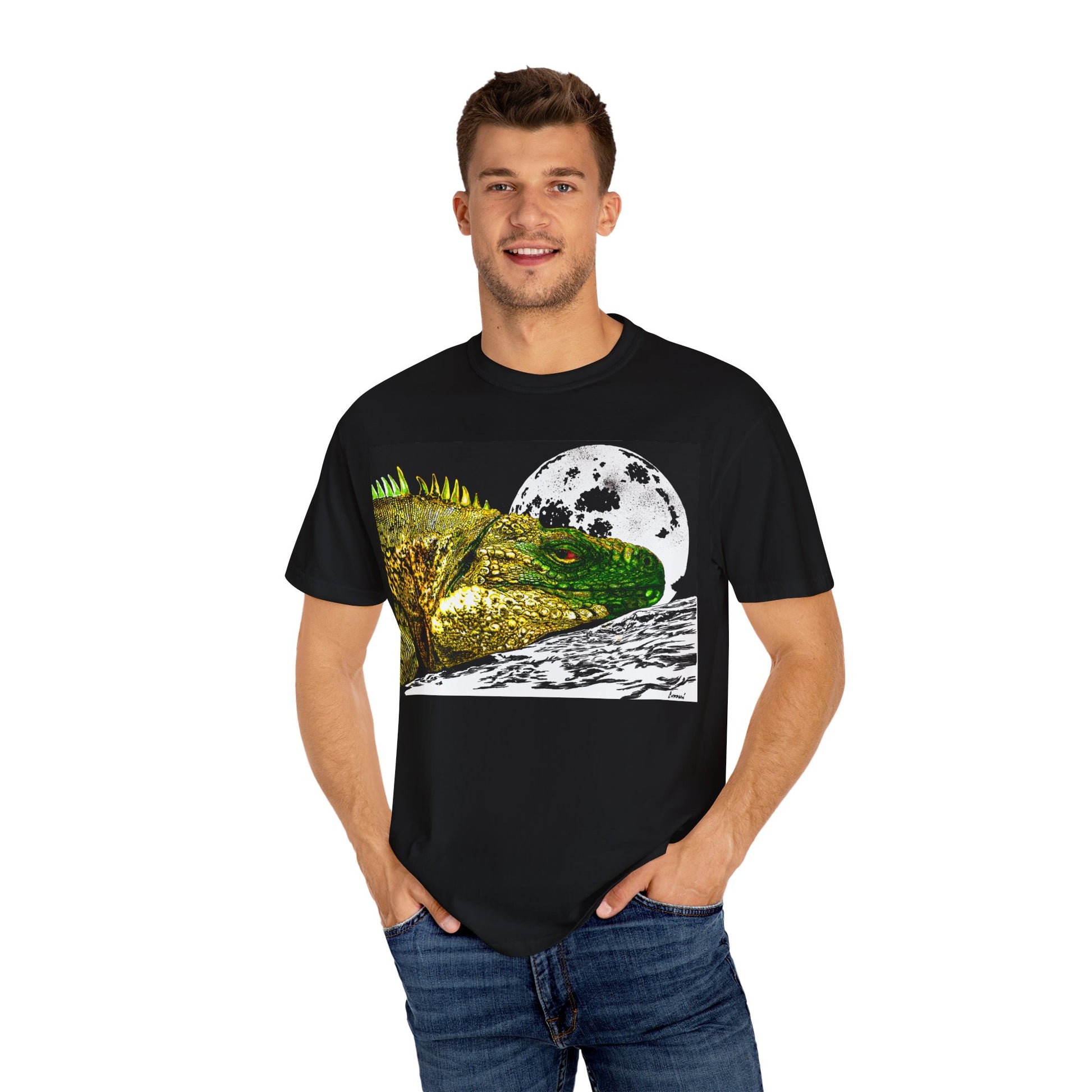 Graphic Iguana Moon Unisex T-Shirt - Nature Inspired Tee