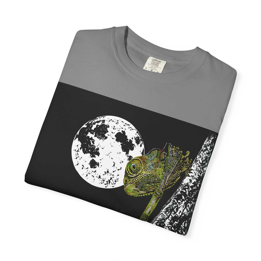 Chameleon Unisex T-Shirt - Nature-Inspired Art Tee