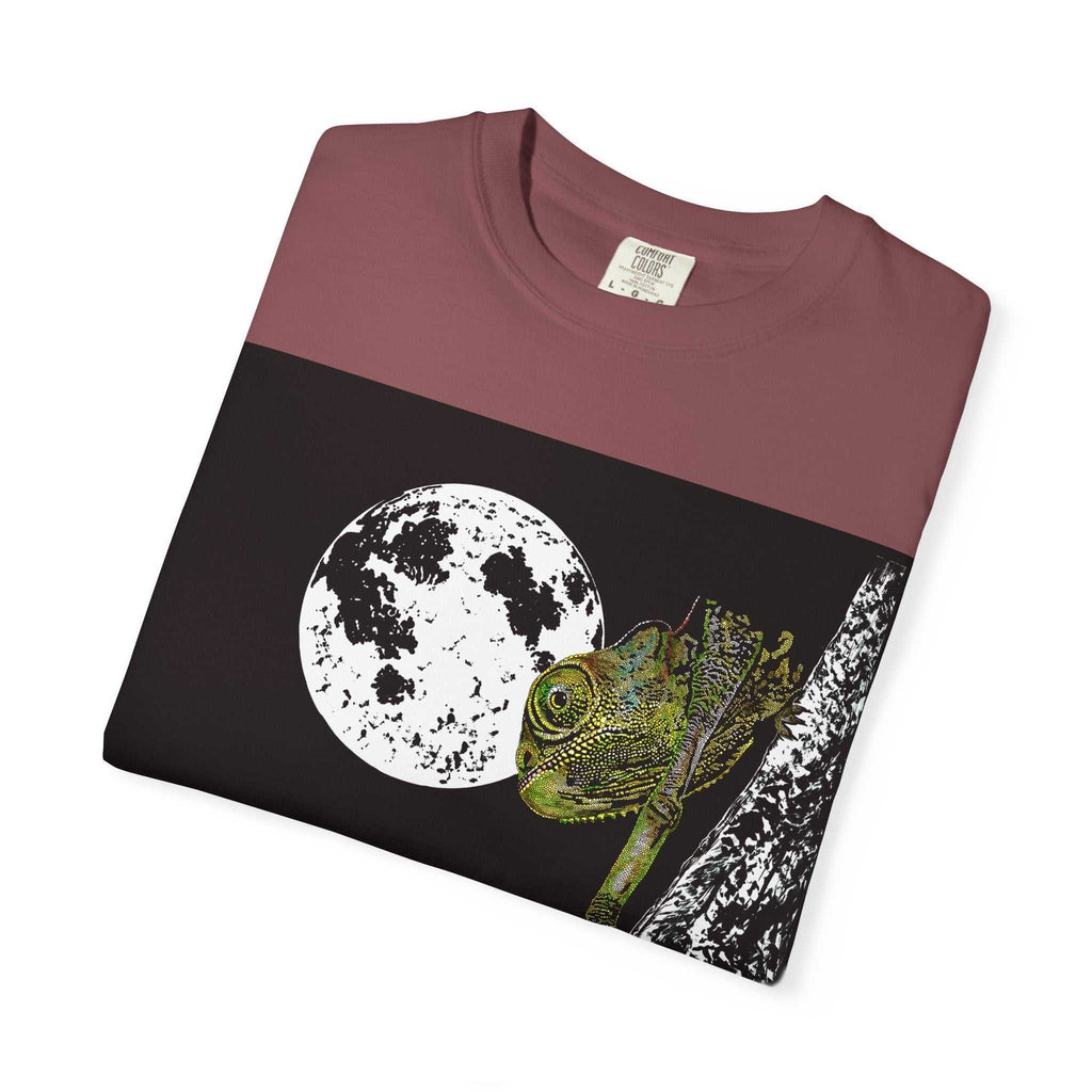 Chameleon Unisex T-Shirt - Nature-Inspired Art Tee