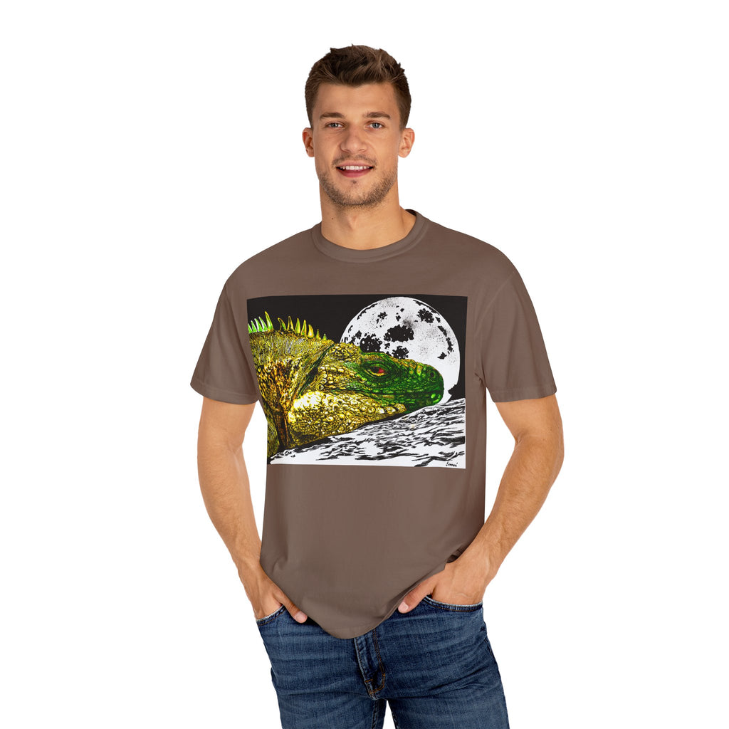 Graphic Iguana Moon Unisex T-Shirt - Nature Inspired Tee