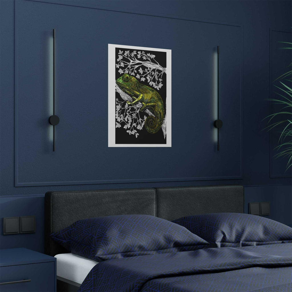 Transform your walls with our stunning Chameleon Satin Poster - 300gsm Wall Art for Nature Lovers. Elevate your space with vibrant colors!