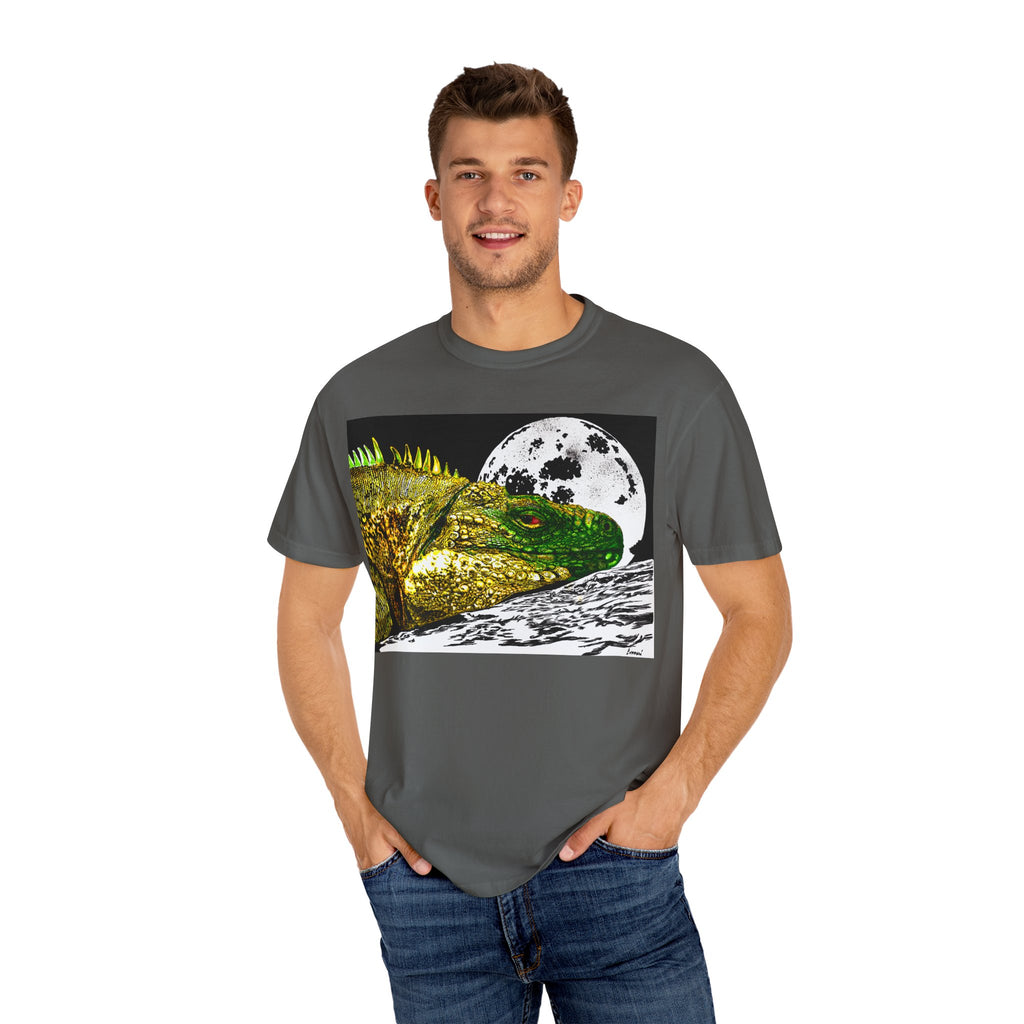 Graphic Iguana Moon Unisex T-Shirt - Nature Inspired Tee