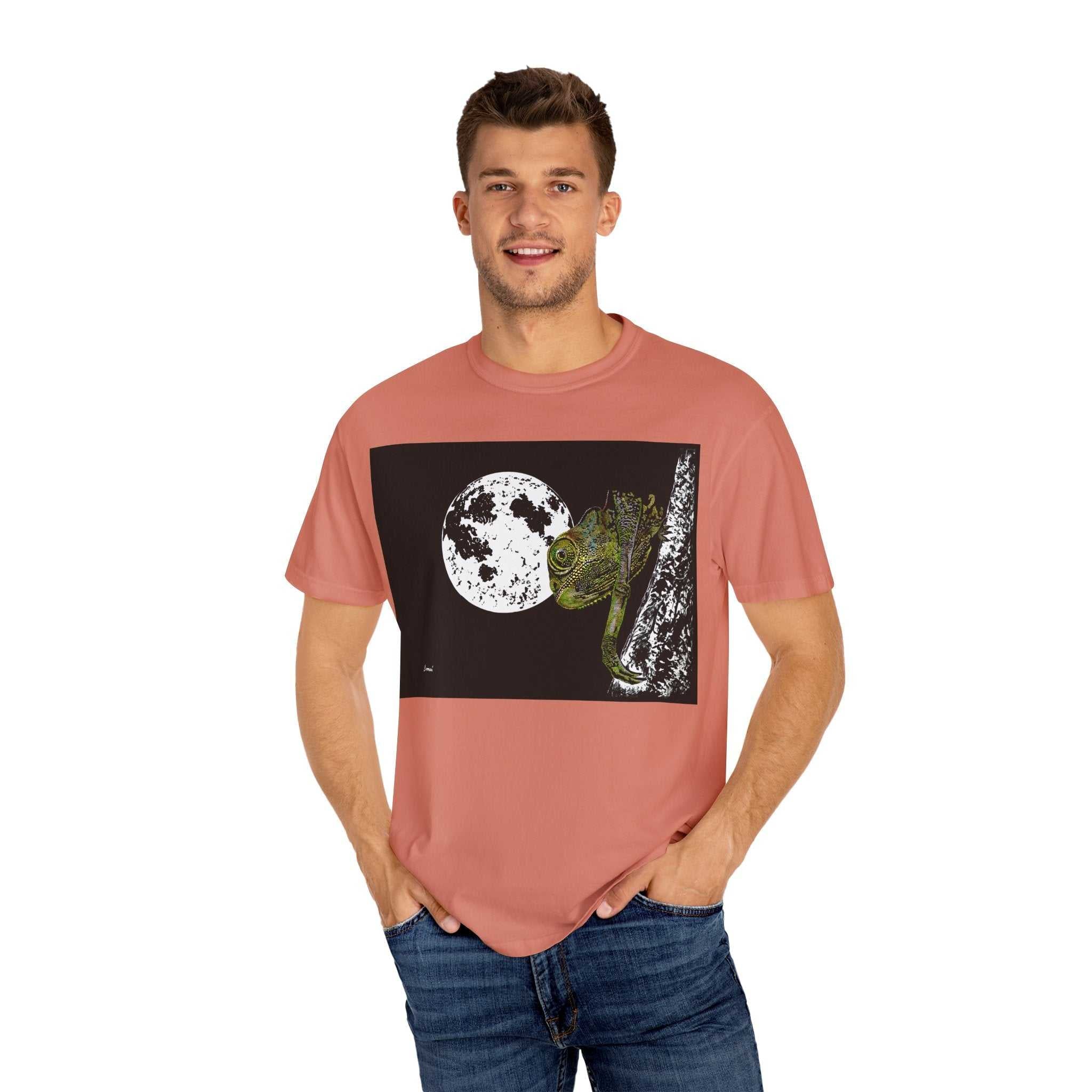 Chameleon Unisex T-Shirt - Nature-Inspired Art Tee