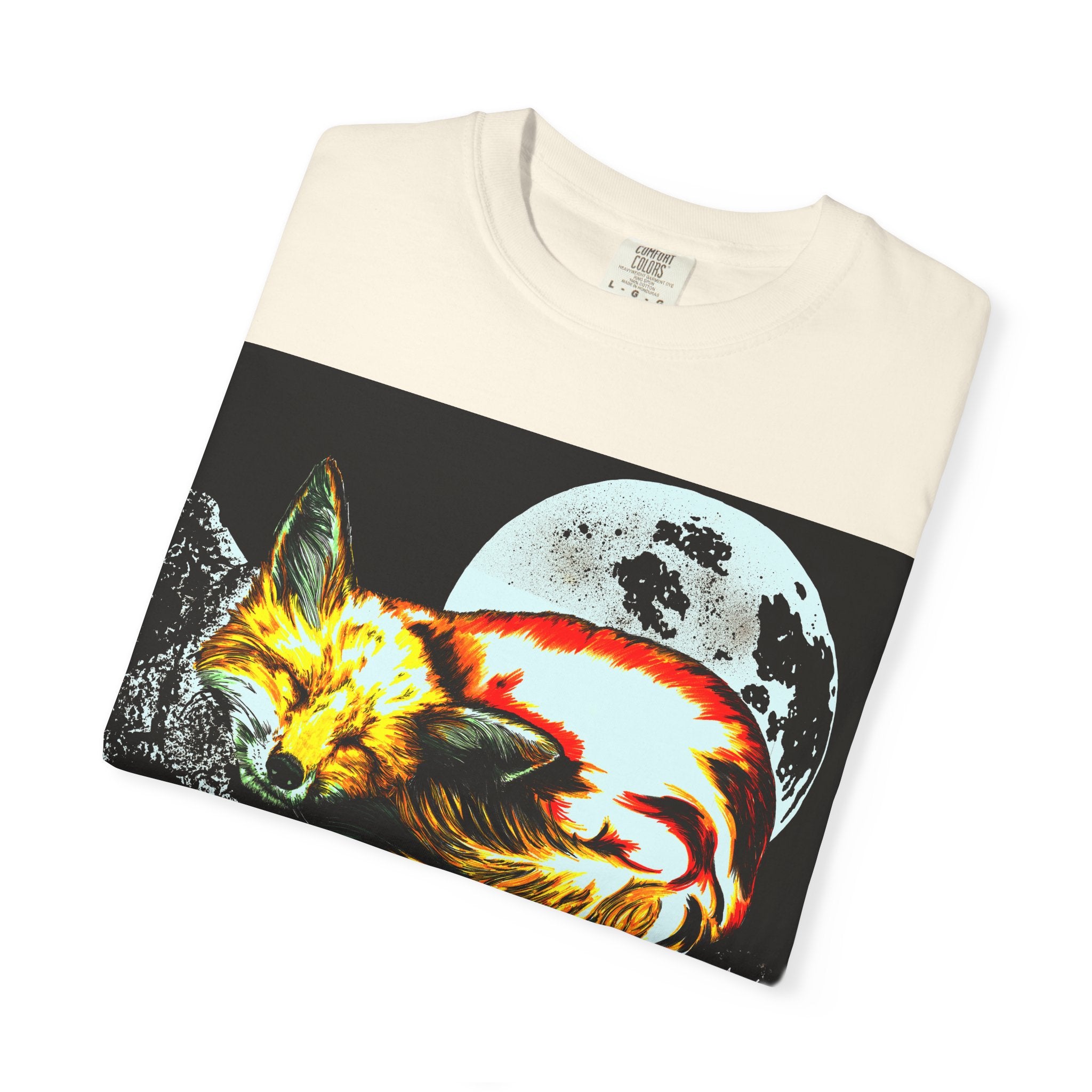 Dreamy Red Fox Graphic Unisex T-Shirt - Night Vibes