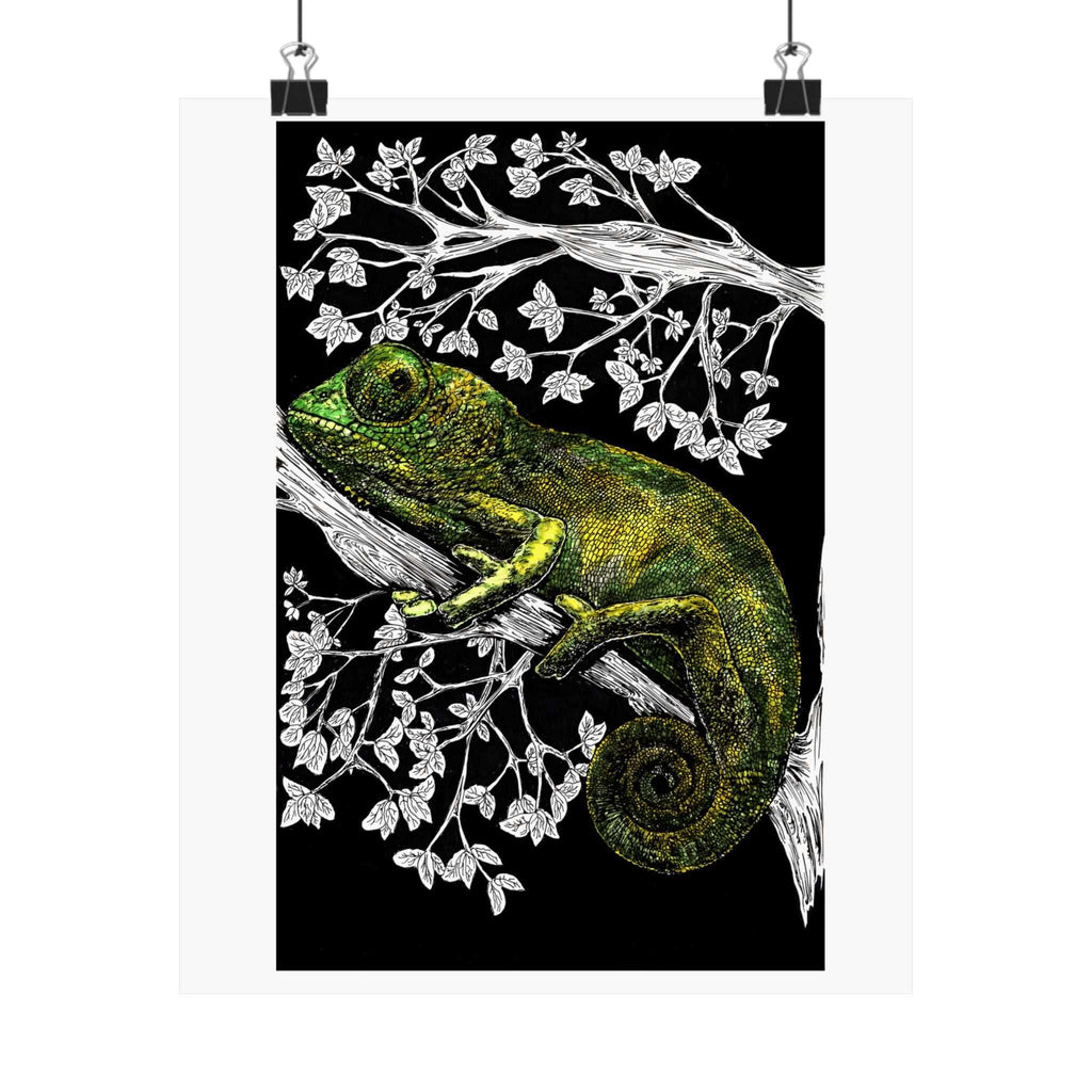 Transform your walls with our stunning Chameleon Satin Poster - 300gsm Wall Art for Nature Lovers. Elevate your space with vibrant colors!