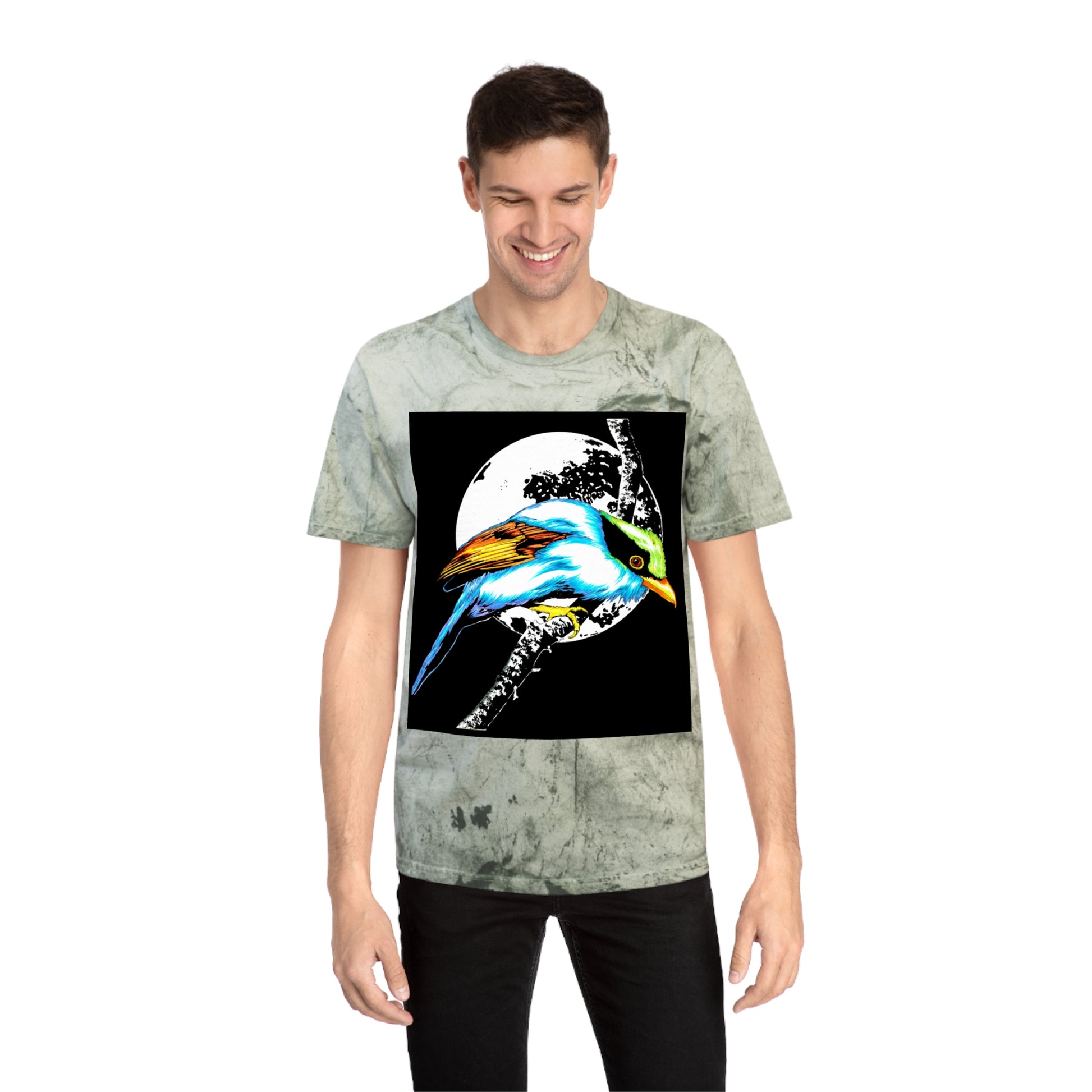 T Shirt with Vibrant Bird Design Perfect for Nature Lovers