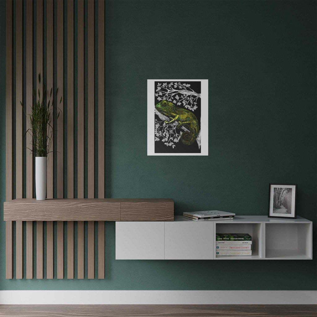 Transform your walls with our stunning Chameleon Satin Poster - 300gsm Wall Art for Nature Lovers. Elevate your space with vibrant colors!