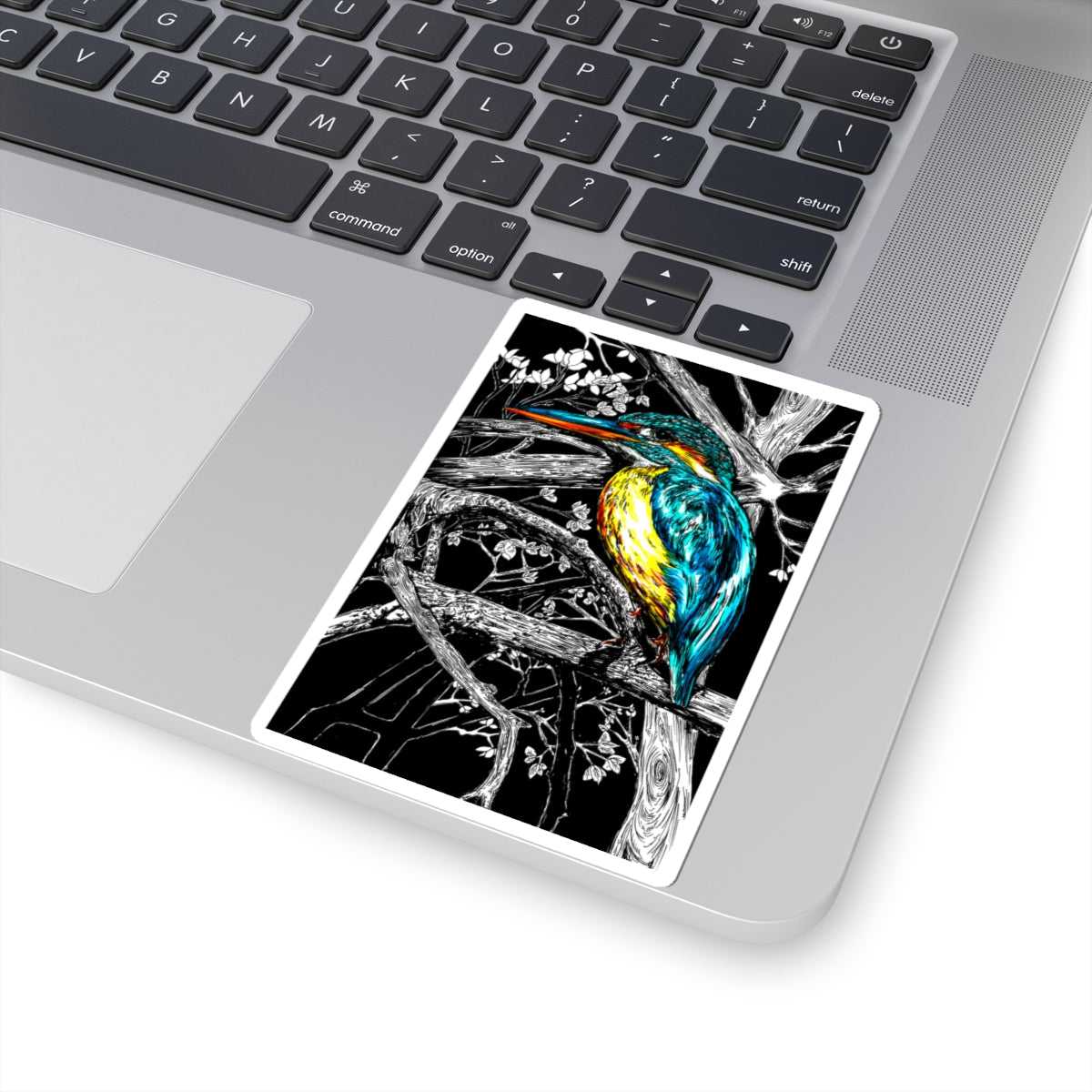 Get your hands on the beautiful Kingfisher Kiss-Cut Sticker, Perfect for Nature Lovers. Add a touch of beauty to your life today!