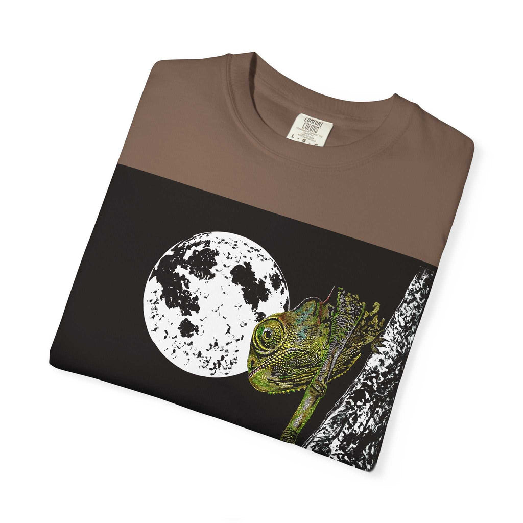 Chameleon Unisex T-Shirt - Nature-Inspired Art Tee
