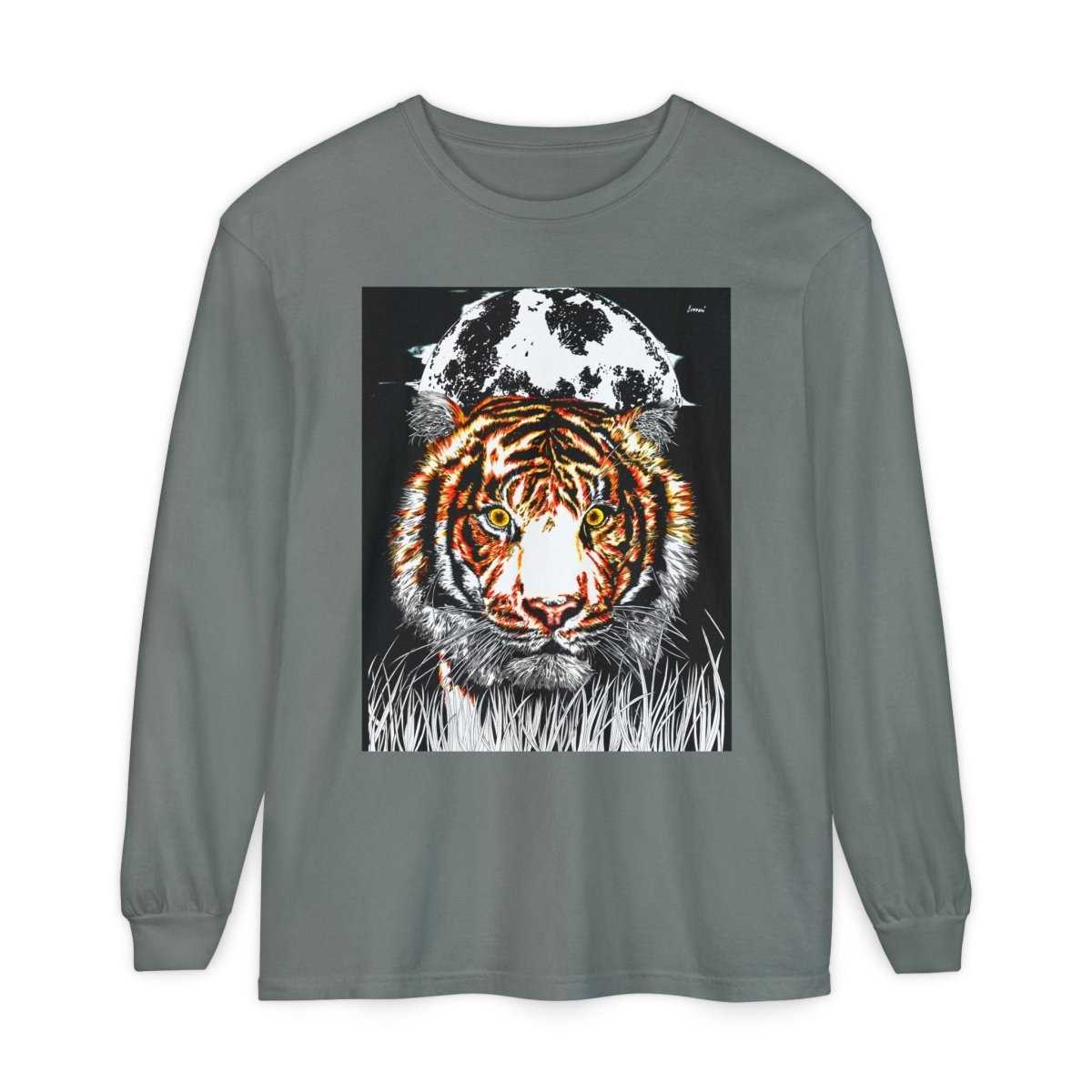 Bold Tiger Long Sleeve T-Shirt for Nature Lovers