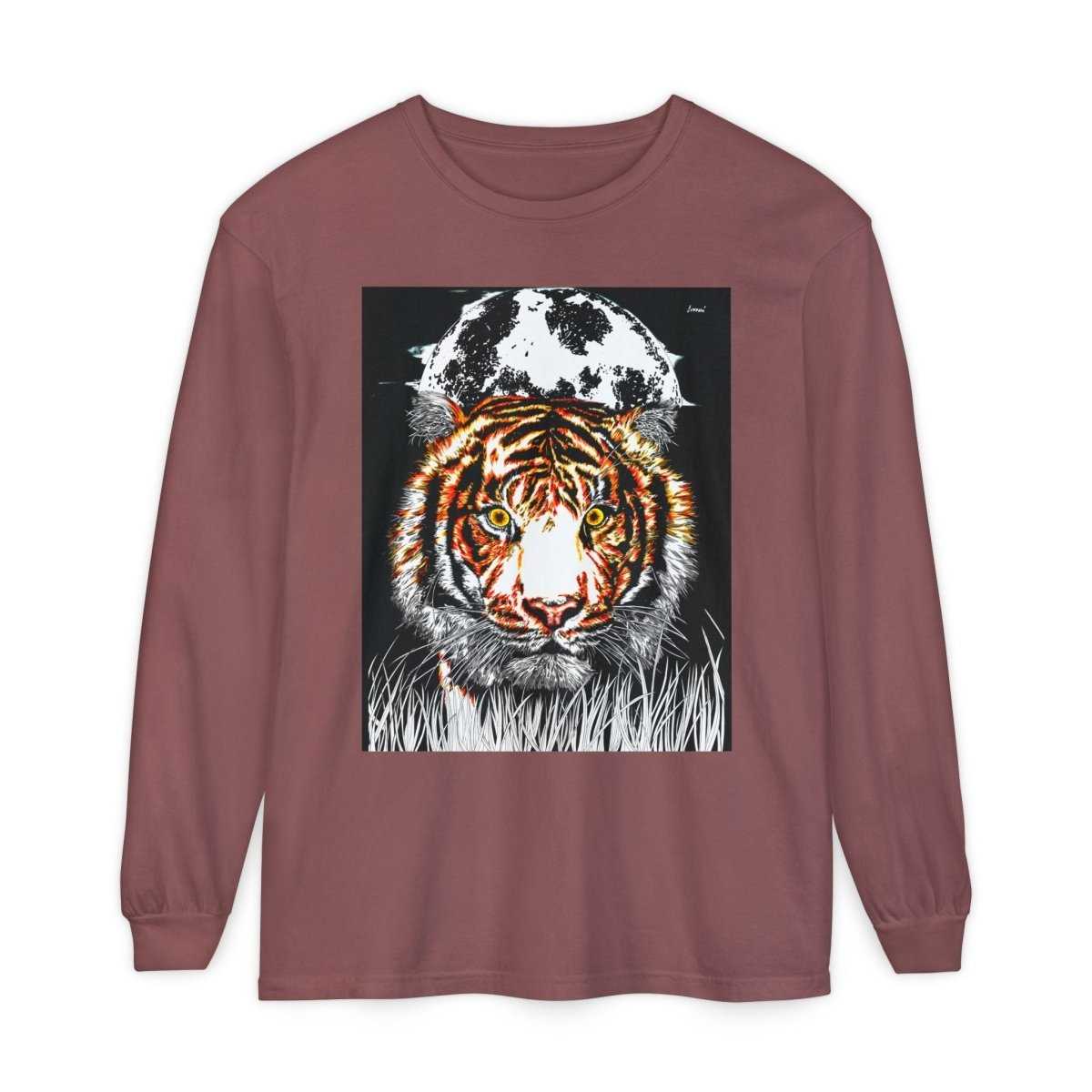 Bold Tiger Long Sleeve T-Shirt for Nature Lovers