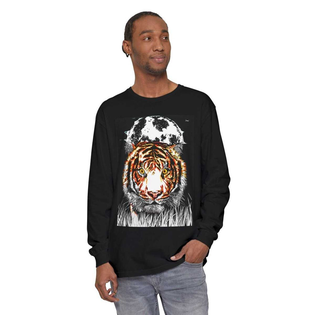 Bold Tiger Long Sleeve T-Shirt for Nature Lovers