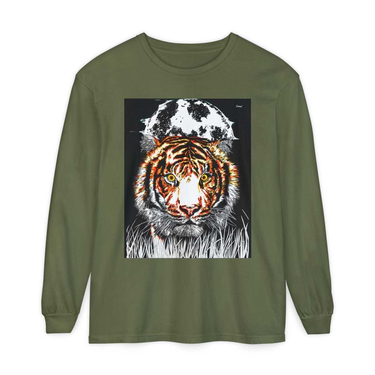Bold Tiger Long Sleeve T-Shirt for Nature Lovers